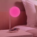 Lampka z ładowarką indukcyjną Bubble, złota - Lexon