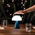 Lampa z głośnikiem bluetooth Mina Audio Led, bezprzewodowa, niebieska - Lexon