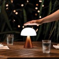 Lampa z głośnikiem bluetooth Mina Audio Led, bezprzewodowa, pomarańczowa - Lexon