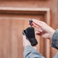 Słuchawki bezprzewodowe, z głośnikiem bluetooth Speakerbuds, czarne - Lexon
