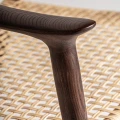 Fotel pleciony z drewnianą ramą Buer, rattan i jesion - Vical