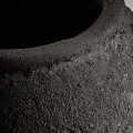 Ceramiczny wazon z efektem chropowatości Kelyene 40, czarny - Vical
