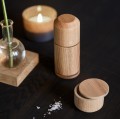 Młynek do przypraw drewniany Crush Me, dąb naturalny - EKTA Living