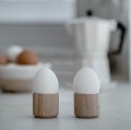 Kieliszki do jajek drewniane Egg Me, dąb naturalny, 2 szt - EKTA Living