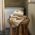 Ręcznik frotte Maurice Wheat 100x150, beżowy - Himla
