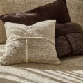 Poduszka dekoracyjna z włóczki bananowej Yaraba 50 x 50, brąz - Pomax