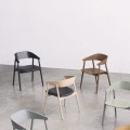 Krzesło drewniane z tapicerowanym siedziskiem AC2, buk czarny, skóra czarna - Andersen Furniture
