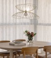 Metalowa lampa wisząca o falującym kształcie Ray 70, mosiężny - Globen Lighting