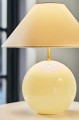 Lampa stołowa kula ze stożkowym kloszem Iris 35, kremowa - Globen Lighting