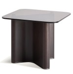 Stolik kawowy ze szklanym blatem i drewnianą podstawą Bransby - Vical