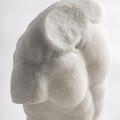 Rzeźba mężczyzny z białej żywicy Philip, 25 cm - Vical