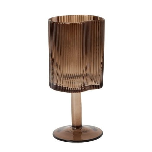 Kieliszki do czerwonego wina z ryflowanego szkła Ripe Smoked Brown, 4 szt - Muubs