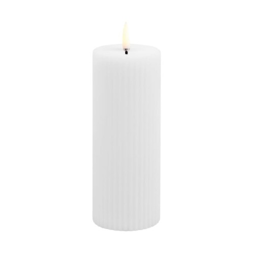 Rowkowana świeca walec 15 cm, LED na baterie z ruchomym płomieniem, biel Nordic - Uyuni