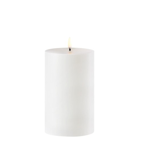 Świeca walec Outdoor zewnętrzna LED z ruchomym płomieniem 8,4x15 cm, biała - Uyuni