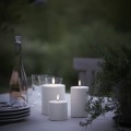 Świeca walec Outdoor zewnętrzna LED z ruchomym płomieniem 8,4x10 cm, biała - Uyuni