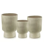 Donice na nodze ceramiczne kremowe z pionowym ryflowaniem, 42-46-49 cm, 3 szt - Polnix