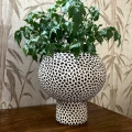 Osłonka ceramiczna na nodze Ø 16 cm ze wzorem w cętki - Polnix
