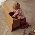 Stołek ze schowkiem dębowy Plinth - Andersen Furniture