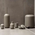 Ceramiczny dozownik do mydła Sensu 300 ml, Taupe - Zone Denmark