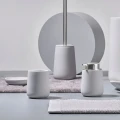 Porcelanowy dozownik do mydła Nova 250 ml, Soft Grey jasnoszary - Zone Denmark