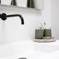 Porcelanowy dozownik do mydła Nova 250 ml, oliwkowa zieleń - Zone Denmark