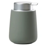 Porcelanowy dozownik do mydła Nova 250 ml, oliwkowa zieleń - Zone Denmark