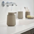 Kamionkowy dozownik do mydła Nova One 250 ml, Taupe - Zone Denmark