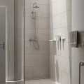 Dozownik do mydła ścienny Rim 200 ml, biały - Zone Denmark