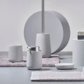 Porcelanowa mydelniczka okrągła Nova, biała - Zone Denmark
