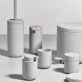 Kosz na śmieci łazienkowy z pedałem Ume 4 l, Soft Grey jasny szary - Zone Denmark