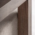 Designerski fotel tapicerowany z drewnianą ramą Virazel - Vical