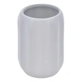 Ceramiczny kubek na szczoteczki z reliefowym wzorem Colorama, biały - 5five