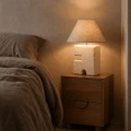 Designerska lampa stołowa z papier-mâché L’Objet 35x32 cm, biała - Bazar Bizar