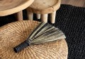 Czarna-naturalna miotełka do kurzu Sweeping z trawy alang alang BAZAR BIZAR