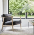 Fotel skórzany LC1 skóra naturalna czarna rama dąb naturalny bielony - Andersen Furniture