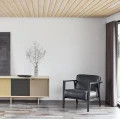 Fotel skórzany LC1 skóra naturalna czarna rama dąb czarny - Andersen Furniture