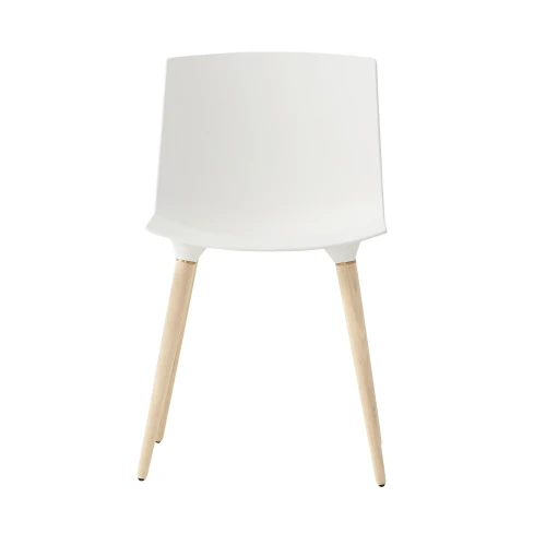 Designerskie krzesło na drewnianych nogach Tac białe bielone - Andersen Furniture