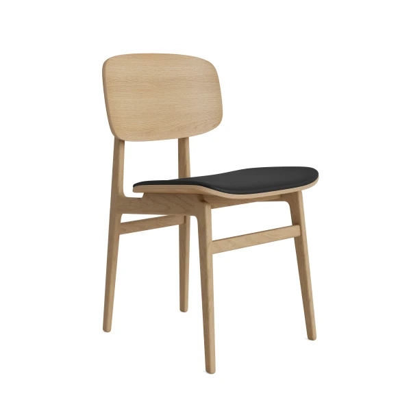 Krzesło drewniane tapicerowane NY11 dąb Nature skóra Ultra Black - Norr11