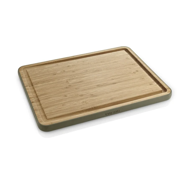 Green tool bamboo cutting board with juice groove - Eva Solo