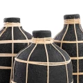 Wazonik Whoopy Black L terakota z rattanową siatką - Bazar Bizar