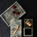 Deska do serwowania z marmuru Vita Seagrass Marble - Muubs
