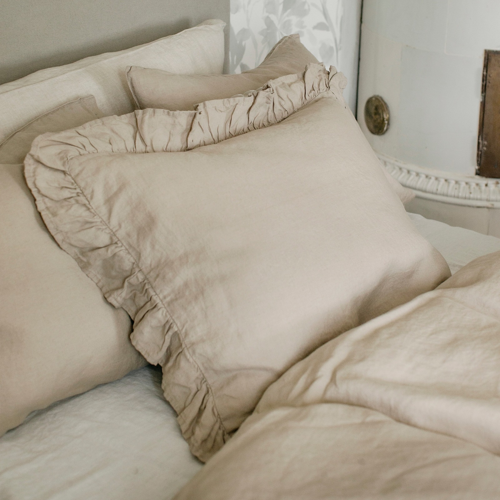 lniana poszewka na poduszkę z falbanką Natural Home Decor